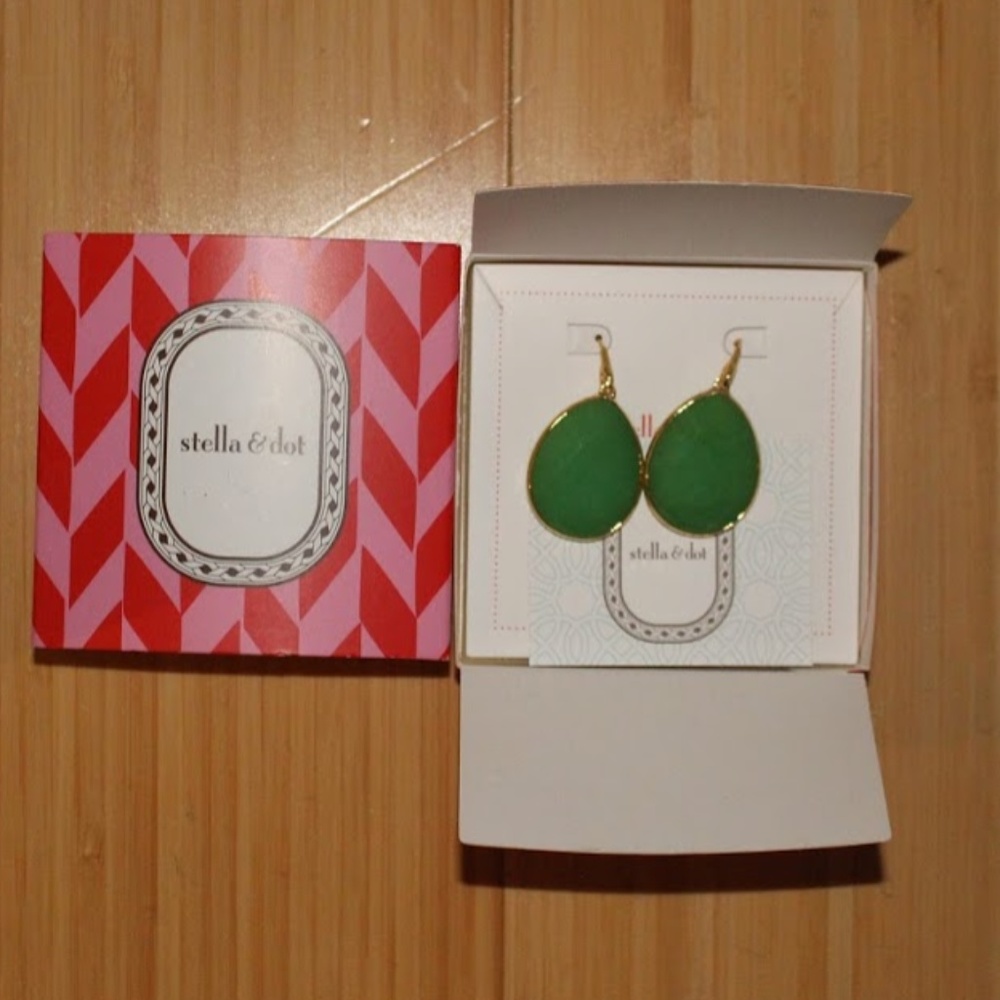 Stella and Dot Jade Earrings